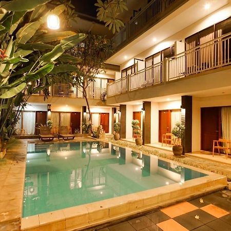 The Kubu Hotel Kuta Lombok Exterior foto