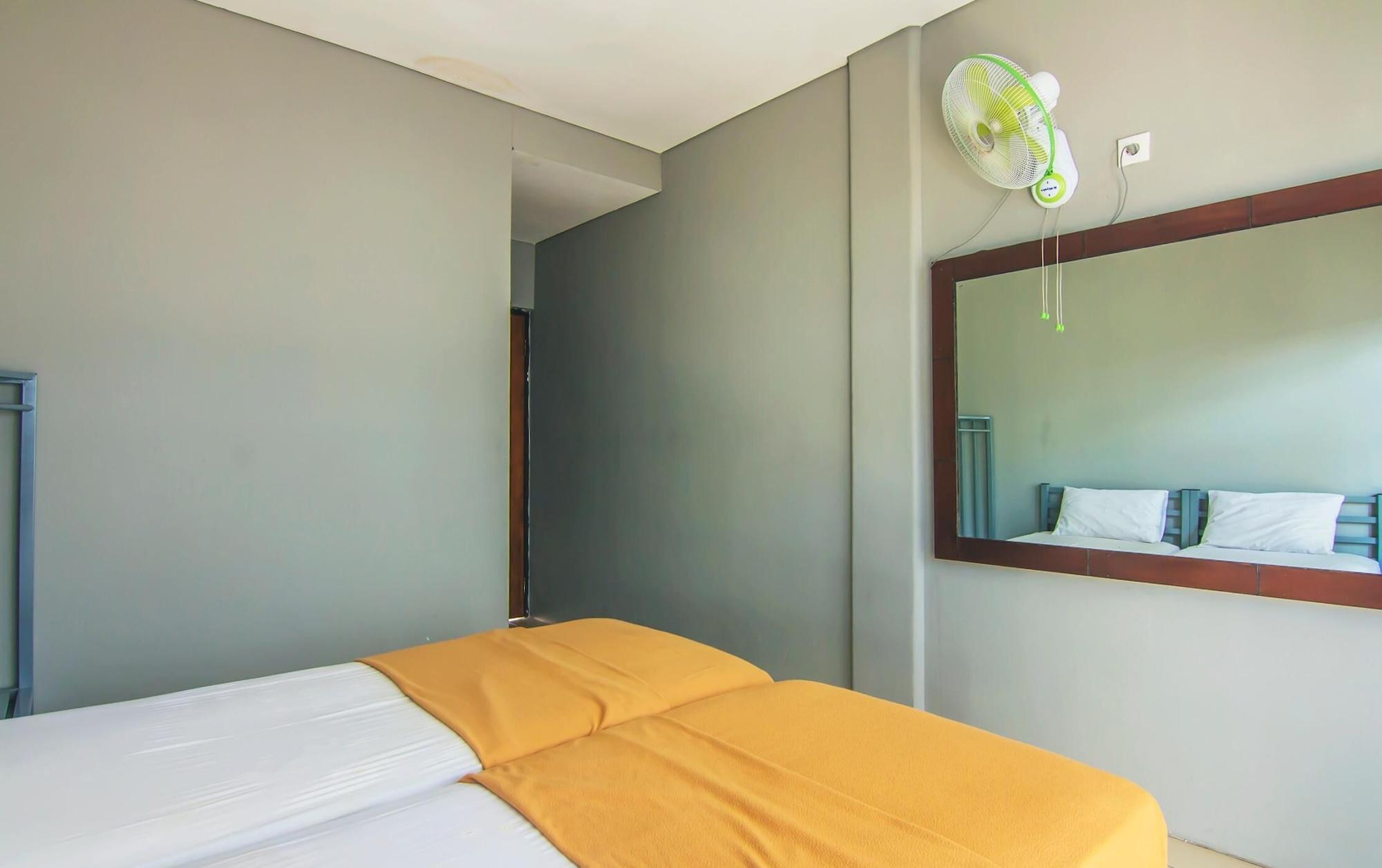 The Kubu Hotel Kuta Lombok Exterior foto